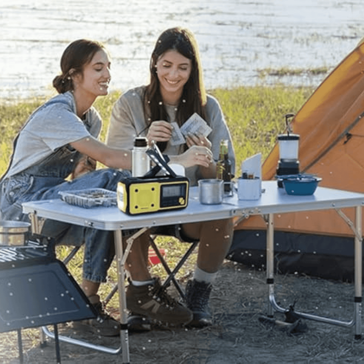 Emerson ER-7051 Emergency NOAA Radio – Solar, Crank & Power Bank